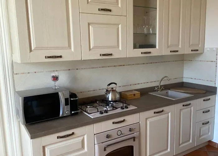 Giardino Delle Palme 아파트 *